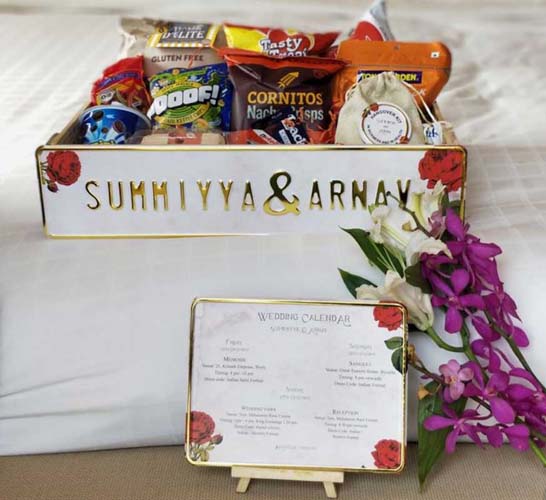 Customized Hampers & Gifts